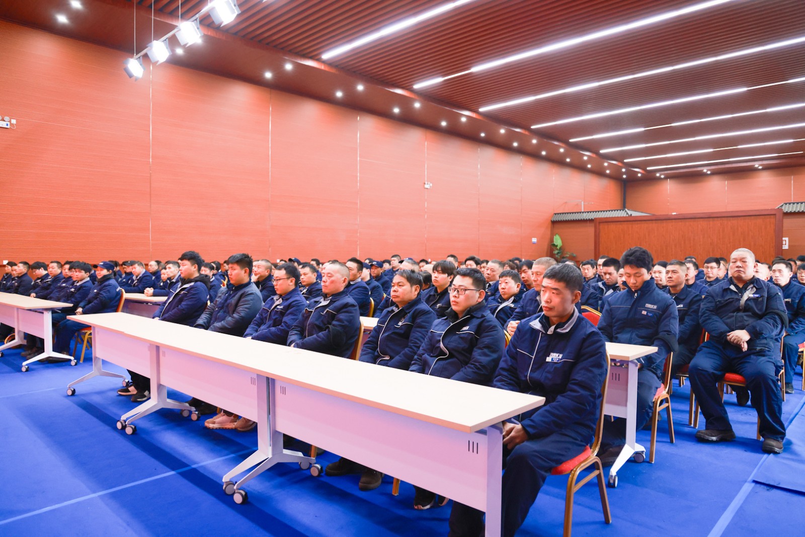 河南矿山｜福利堆成山，这才是过年的仪式感